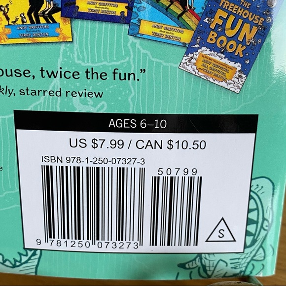 Treehouse Series: 26 Story Treehouse / Griffiths - Picture 3 of 13